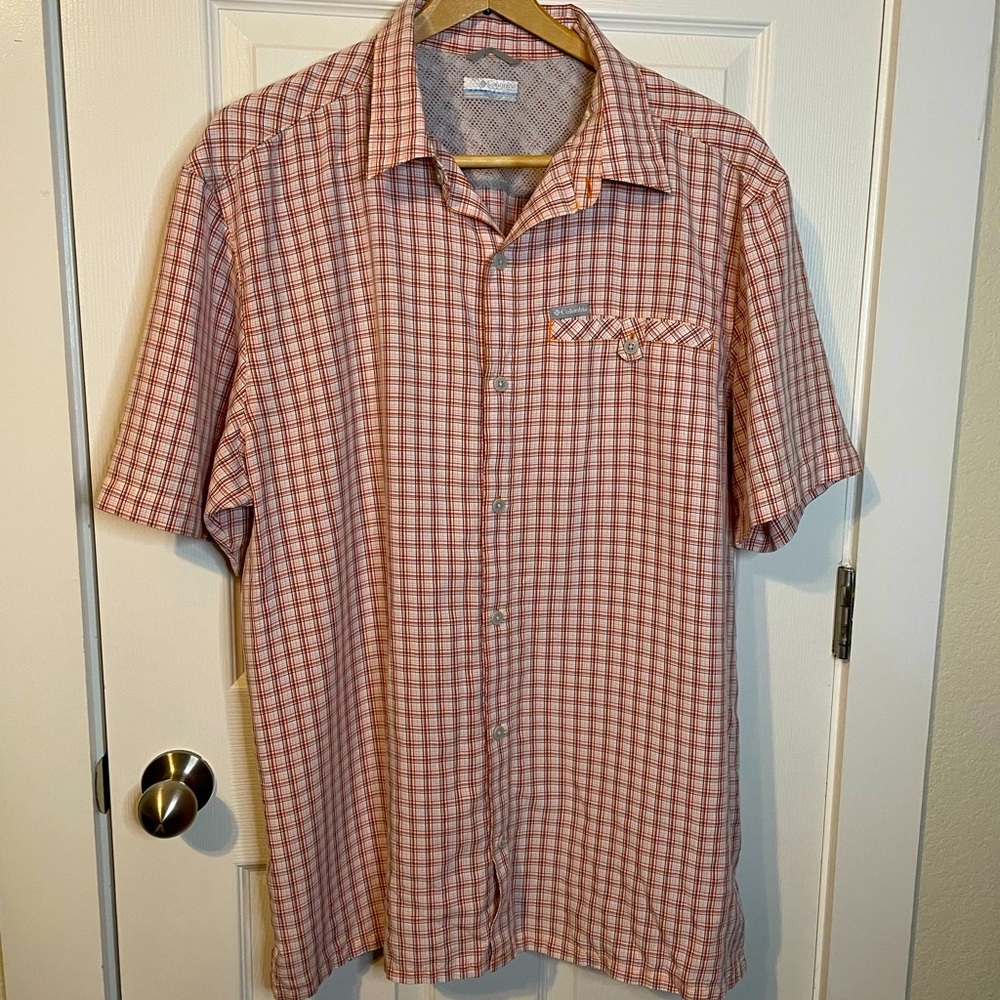 Columbia short sleeve button down plaid orange & white shirt sz XL